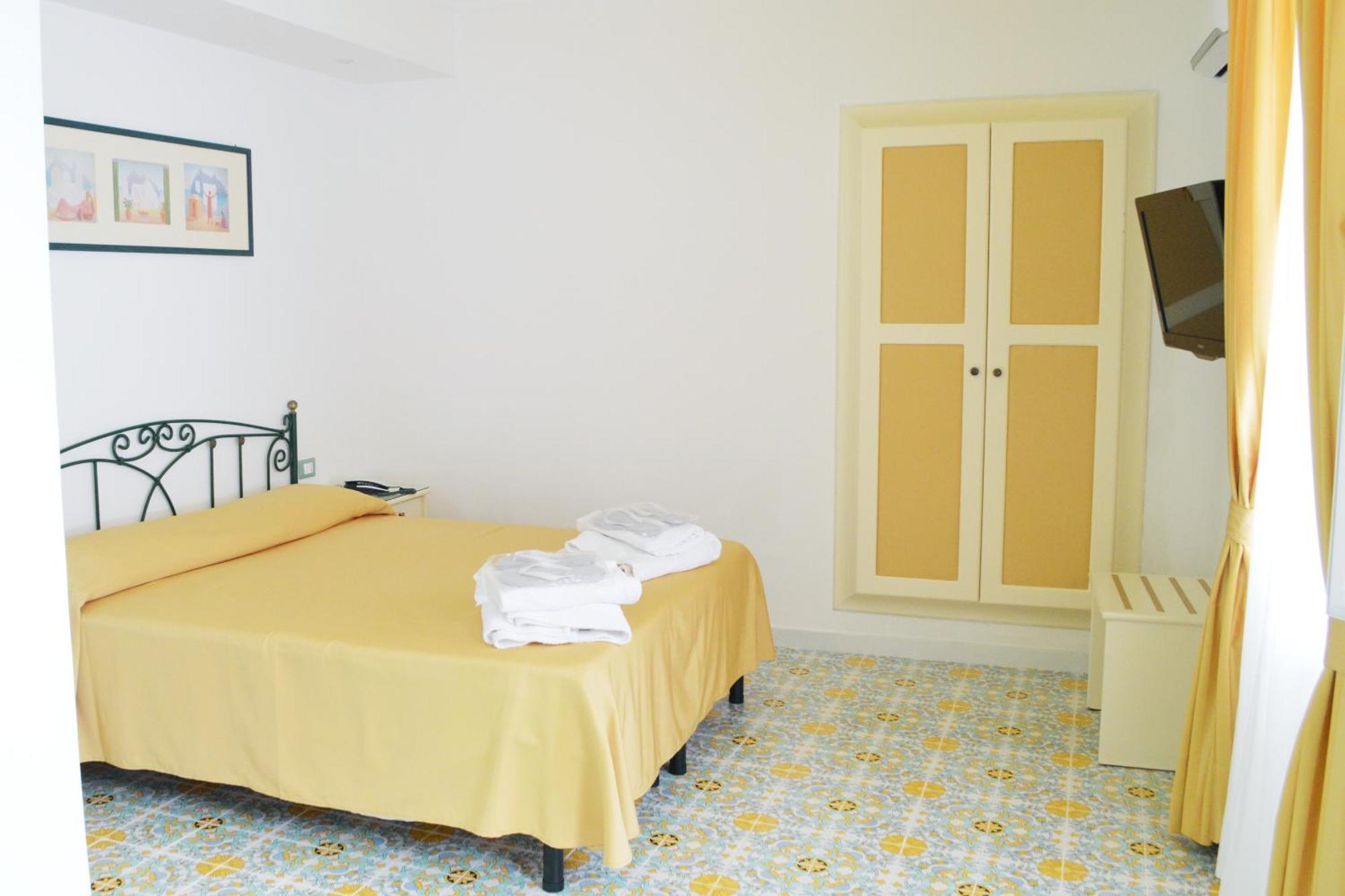 Hotel Villa Bianca Forio (Isola d'Ischia) Exterior foto
