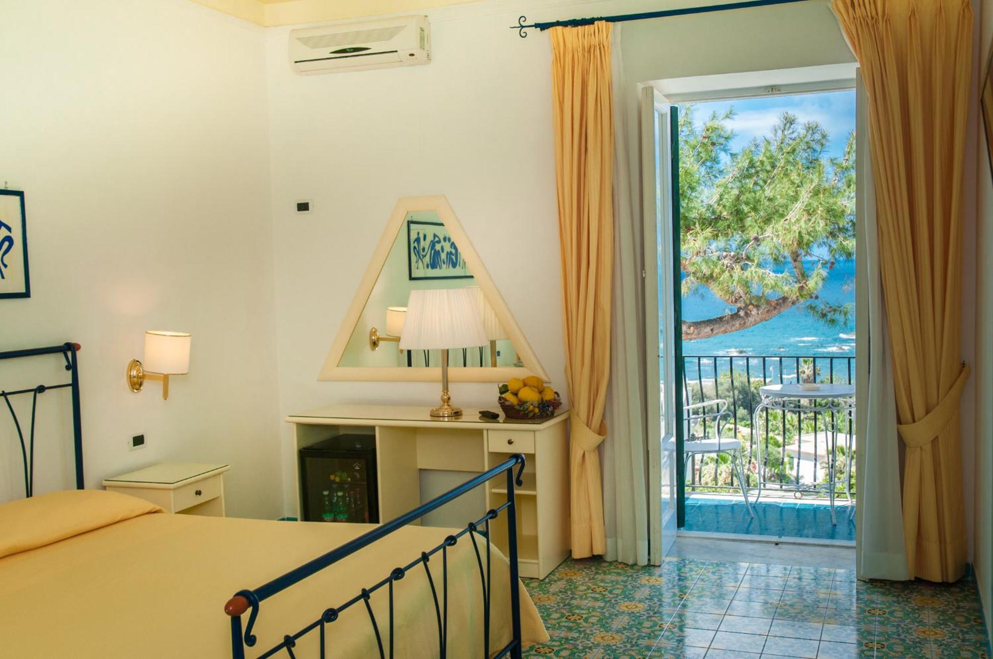 Hotel Villa Bianca Forio (Isola d'Ischia) Exterior foto